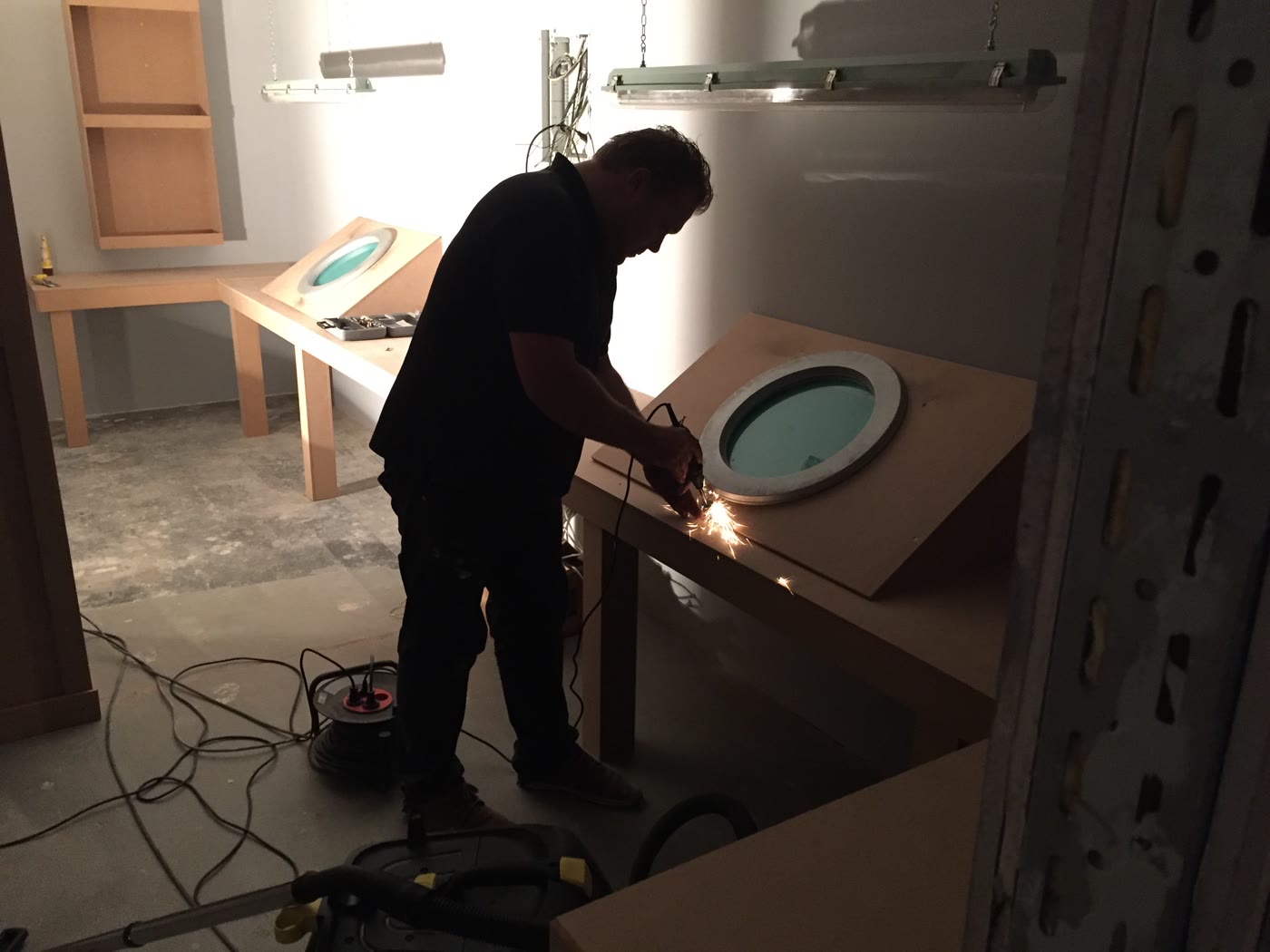 Bram Recourt bouwt aan een interactieve installatie